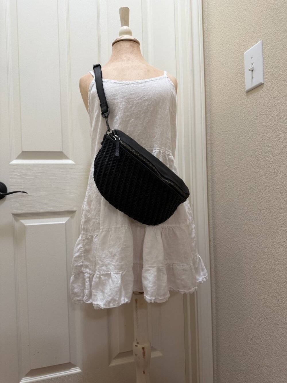 Harbour 2nd Leather Half Moon Belt Bag Crossbody Bag Black Boho Woven Texture - Picture 14 of 16